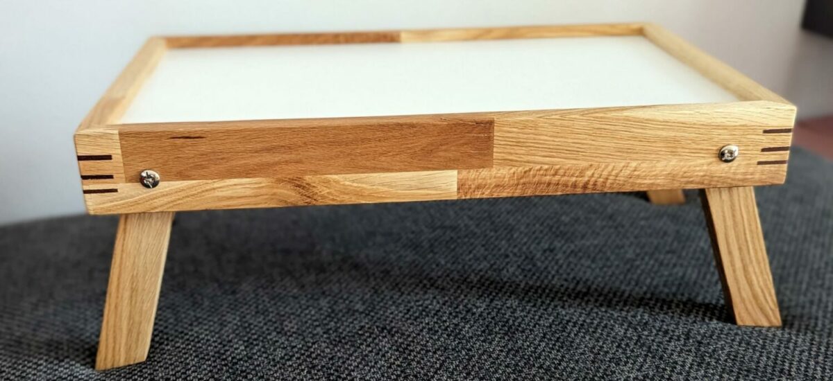 Klapptisch aus Eiche fürs Bett / Sofa