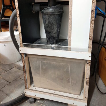 Zyklonabsaugung mit extra Auffangbehälter